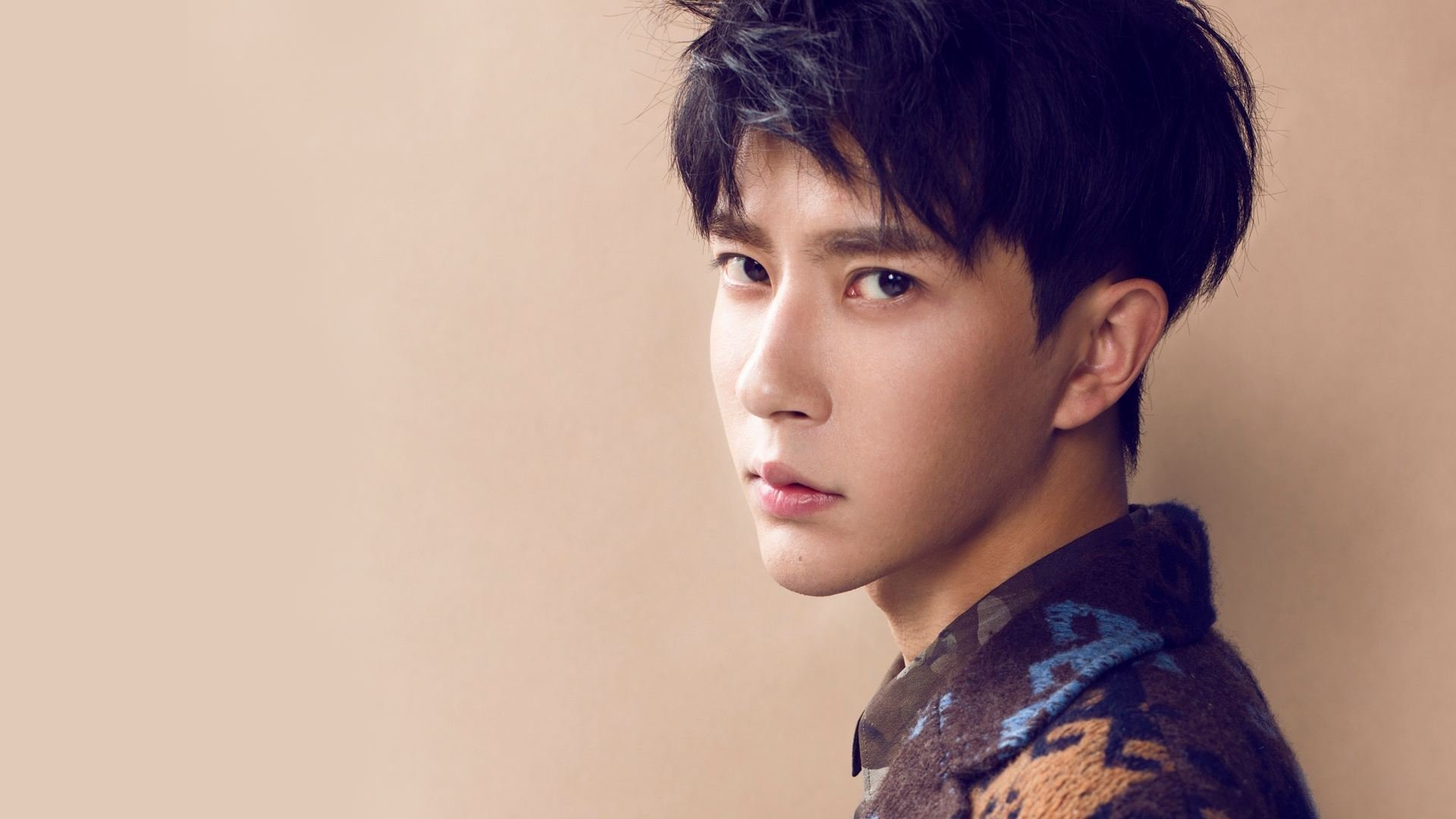 法甲联赛可持续环保运动场地建设实践