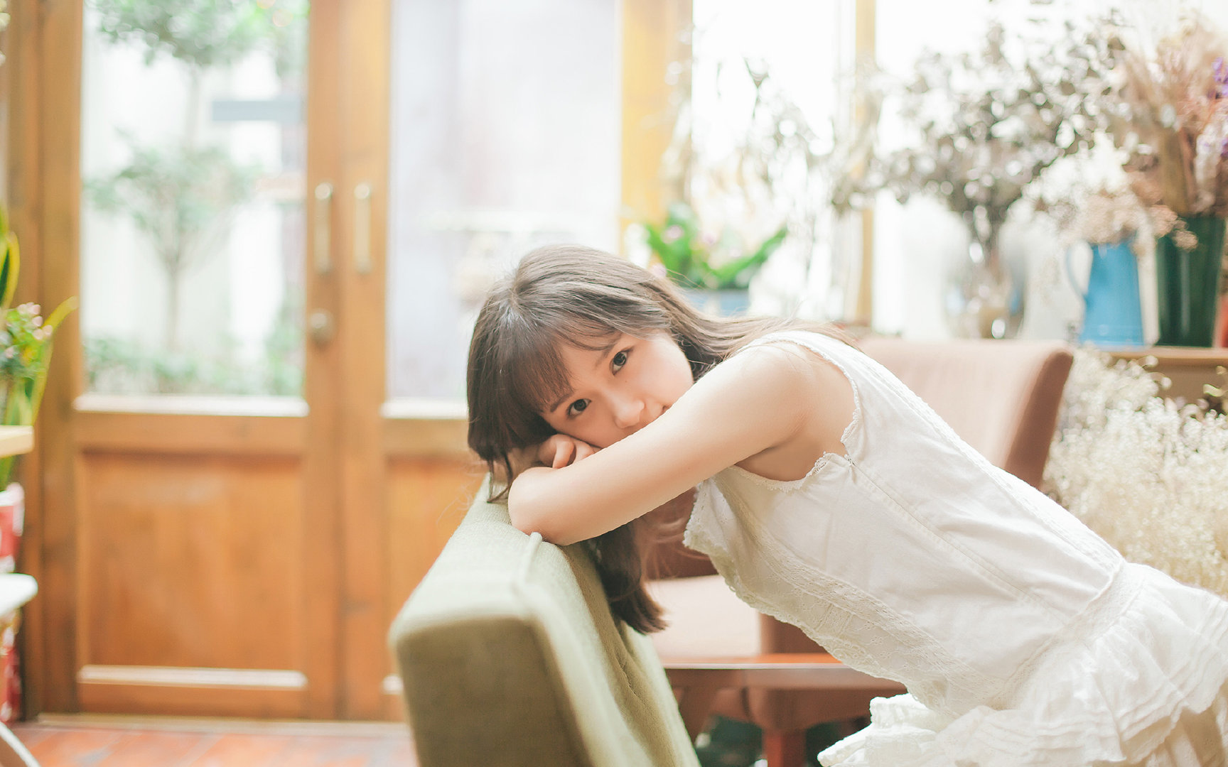 利物浦打出整体推进形成流畅进攻，利物浦walk along